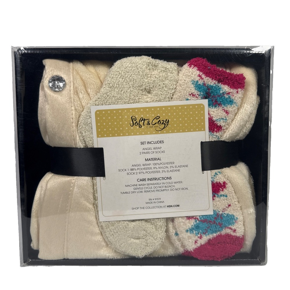 HSN Soft & Cozy Company Angel Wrap and Socks Set Cream & pink - New in box